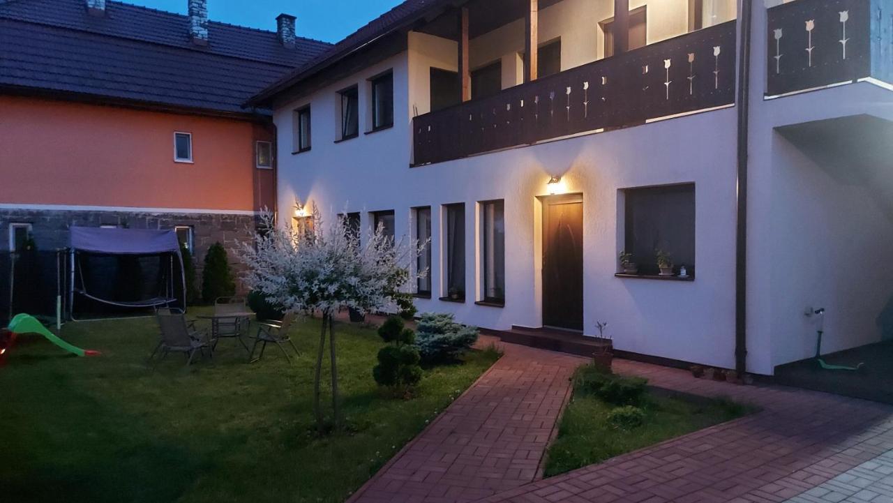 Salt Holiday Appartement Praid Buitenkant foto