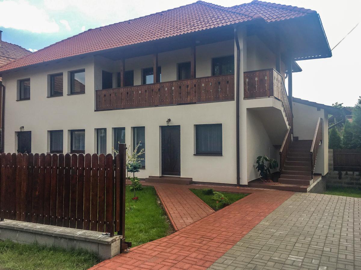 Salt Holiday Appartement Praid Buitenkant foto